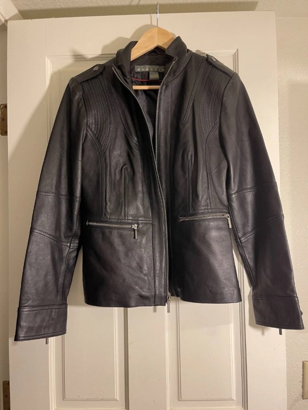 Kenneth Cole women's black leather jacket, size M staple capsule it girl chic